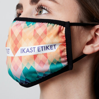 Ansiktsmasker med din egen text och logotyp