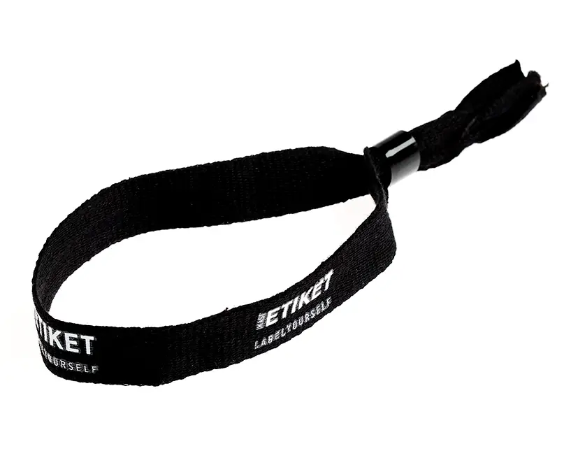 Miljövänligt festivalarmband av ekologisk bomull