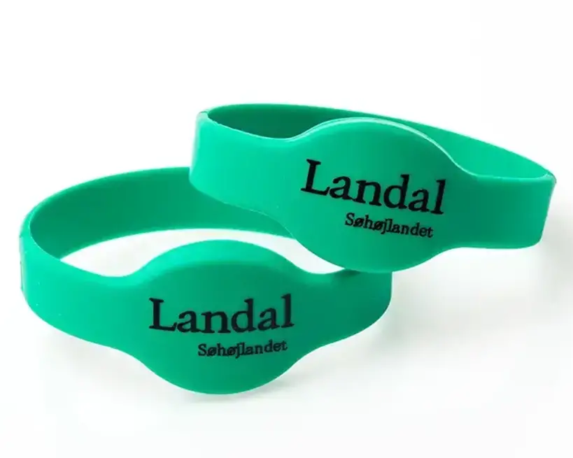 Silikonarmband med RFID-tagg