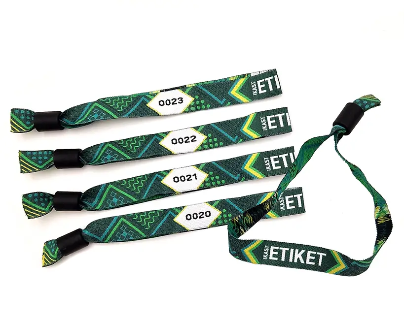 Vävda festivalarmband i återvunnet material