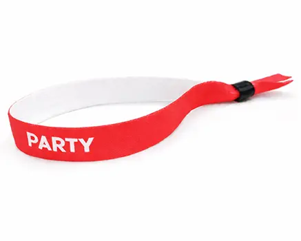 Neonröda festivalarmband