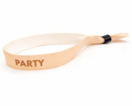 Nudefärgade festivalarmband