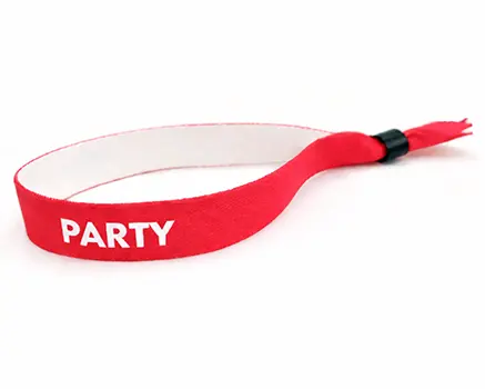 Röda festivalarmband