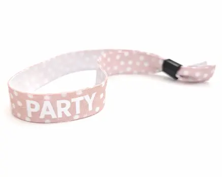 Rosa festivalarmband med prickar